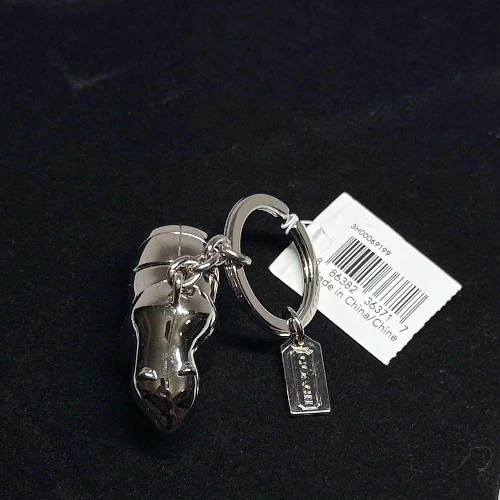 Coach USB Keychain RARE Silver Gunmetal Bear w/ Tiny Metal Coach Hang Tag NWT - Picture 7 of 12
